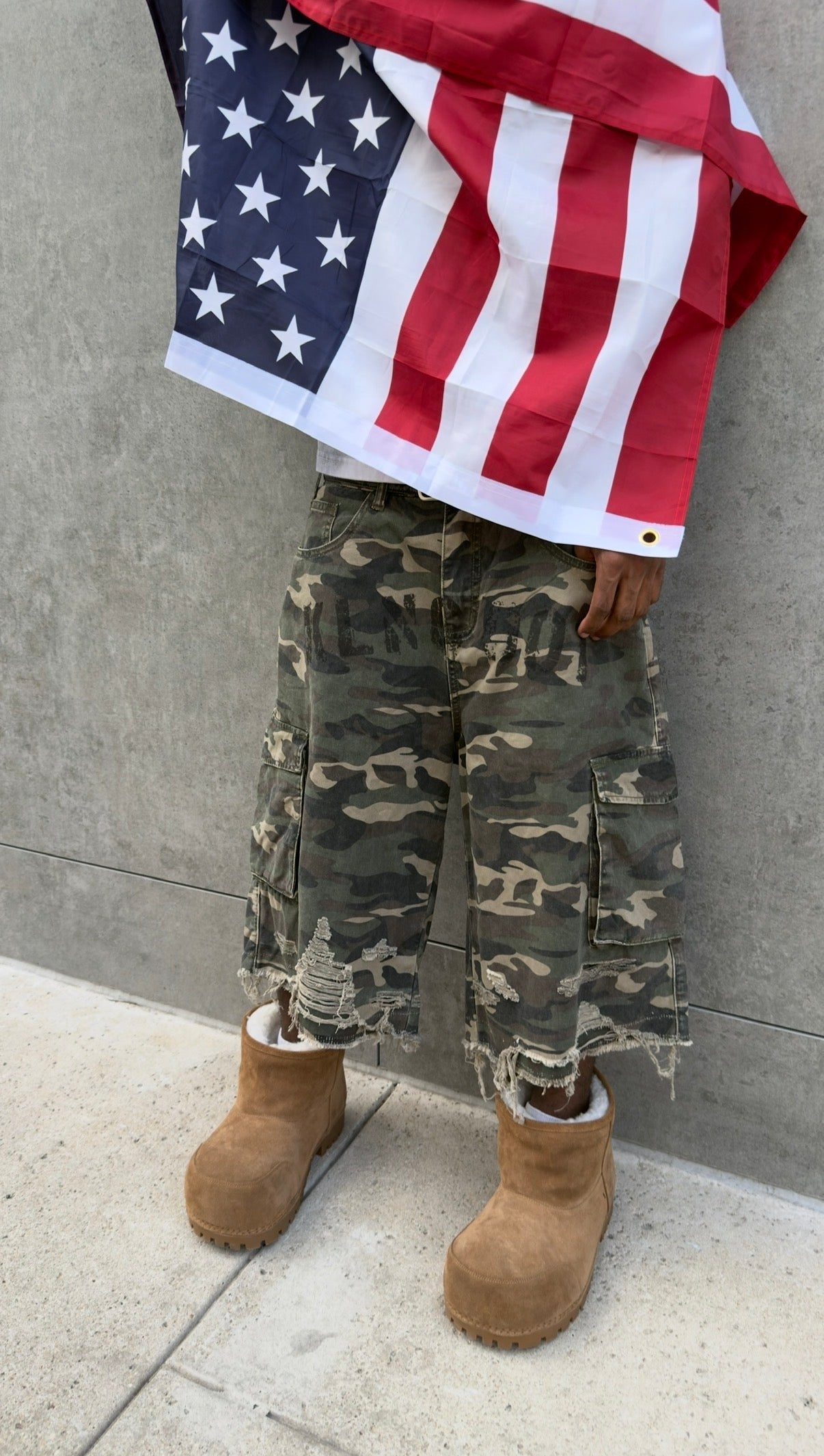 "KLNC 001" SHORTS